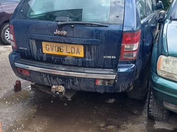 Авто Jeep Grand Cherokee 2006 № 8010317