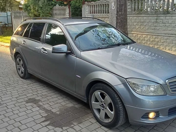 Авто Mercedes 220 2010 № 8010323