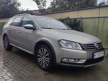 Авто Volkswagen Passat Variant 2013 № 8010411