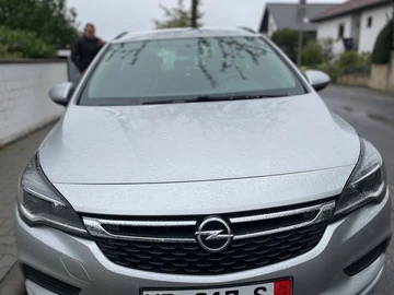 Авто Opel Astra 2018 № 8010433