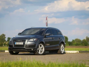 Авто Audi Q7 2011 № 8010460