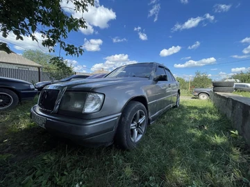 Авто Mercedes 230 1986 № 8010615
