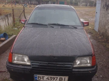 Авто Opel Kadett 1988 № 8010597