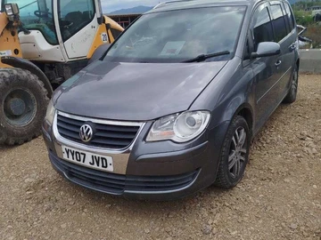 Авто Volkswagen Touran 2007 № 8010636