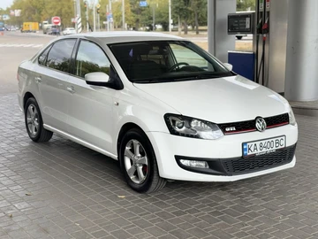Авто Volkswagen Polo 2013 № 8010663