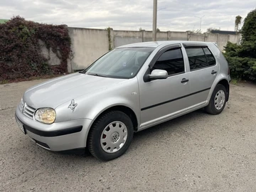 Авто Volkswagen Golf 2003 № 8010750
