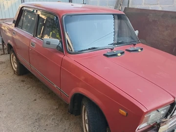 Авто ВАЗ 2107 1989 № 8010762