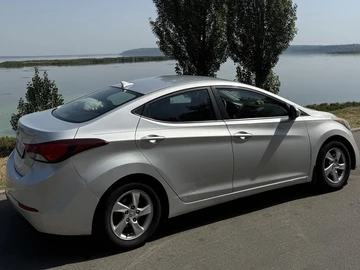 Авто Hyundai Elantra 2015 № 8010831