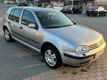 Авто Volkswagen Golf 2002 № 8010924