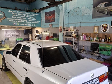 Авто Mercedes E Серия 1988 № 8010975