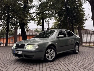 Авто Skoda Octavia 2002 № 8010984
