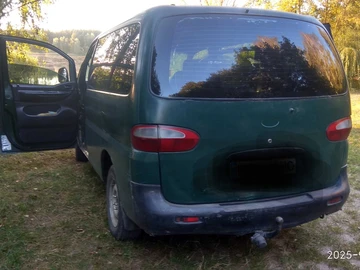 Авто Hyundai H1 Starex  1998 № 8010996