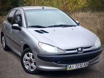 Авто Peugeot 206 2001 № 8011001