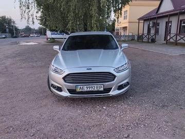 Авто Ford Fusion 2013 № 8011003