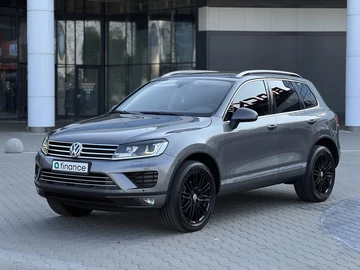 Авто Volkswagen Touareg 2016 № 8011019
