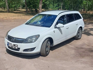 Авто Opel Astra 2010 № 8011168