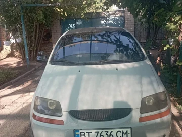 Авто Chevrolet Aveo 2004 № 8011176