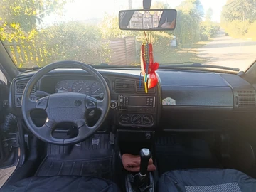 Авто ВАЗ 11113 Oka 1994 № 8011183
