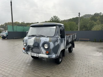 Авто УАЗ 3303 1988 № 8011193