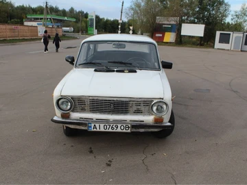 Авто ВАЗ 21103 1985 № 8011219