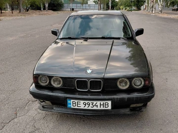 Авто BMW 5 Серия 1992 № 8011241