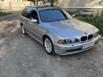 Авто BMW 5 Серия 2001 № 8011244