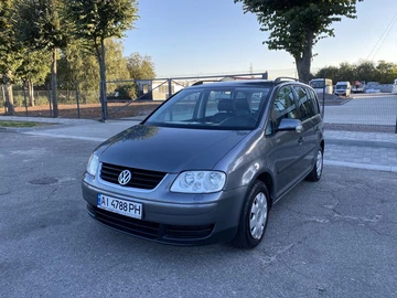 Авто Volkswagen Touran 2004 № 8011281