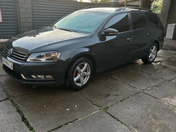 Авто Volkswagen Passat Hatchback 2011 № 8011332