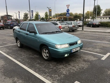 Авто ВАЗ 2110 2000 № 8011334