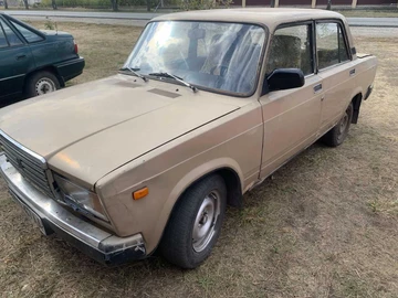 Авто ВАЗ 2107 1987 № 8011432