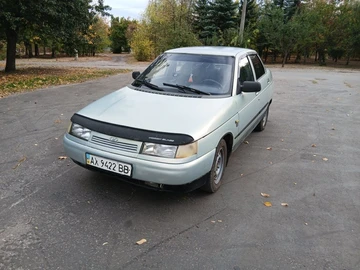 Авто ВАЗ 2110 2001 № 8011499