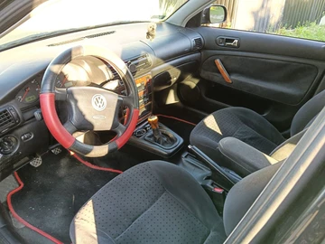 Авто Volkswagen Passat Sedan 1998 № 8011500