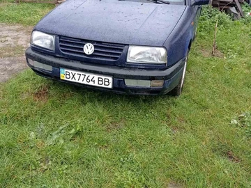 Авто Volkswagen Vento 1993 № 8012177