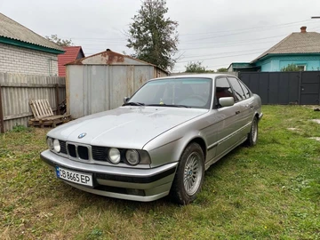 Авто BMW 5 Серия 1993 № 8012185