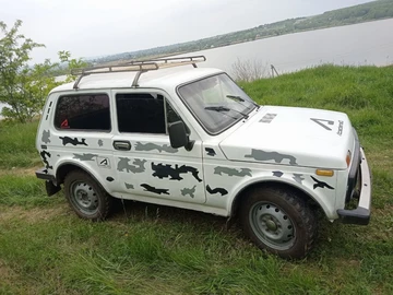 Авто ВАЗ 2121 1988 № 8012201