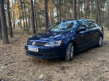 Авто Volkswagen Jetta 2013 № 8012248