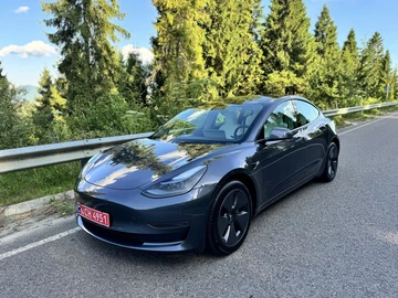 Авто Tesla Model 3 2023 № 8012289