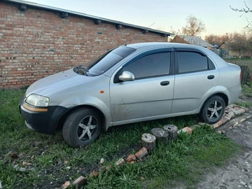 Авто Chevrolet Aveo 2005 № 8012351