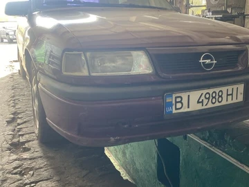 Авто Opel Vectra 1990 № 8012374