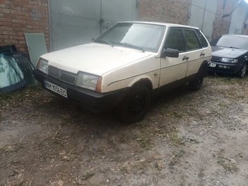 Авто ВАЗ 2109 1990 № 8012375