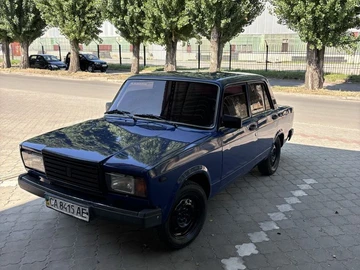 Авто ВАЗ 2107 2005 № 8012592
