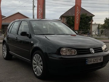 Авто Volkswagen Golf 2002 № 8012619