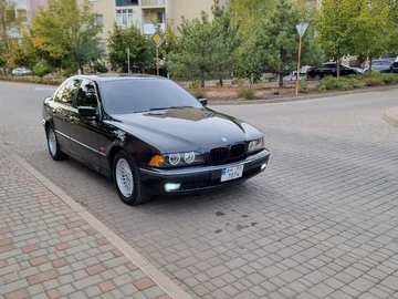 Авто BMW 5 Серия 2000 № 8012751
