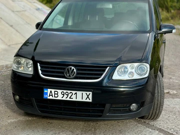 Авто Volkswagen Touran 2003 № 8012913