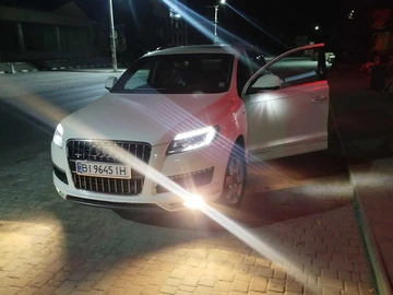 Авто Audi Q7 2015 № 8012928
