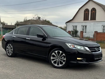 Авто Honda Accord 2015 № 8013003