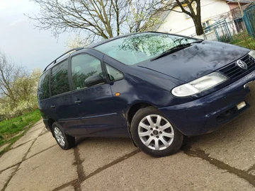 Авто Volkswagen Sharan 2000 № 8013617
