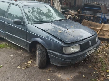 Авто Volkswagen Passat Variant 1989 № 8013630