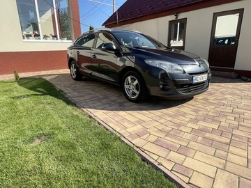 Авто Renault Megane 2011 № 8013696