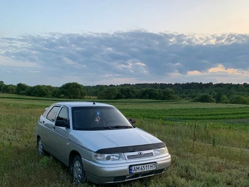 Авто ВАЗ 2112 2007 № 8013700